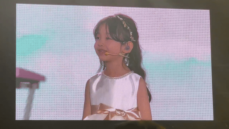 ezgif 8179695e582074