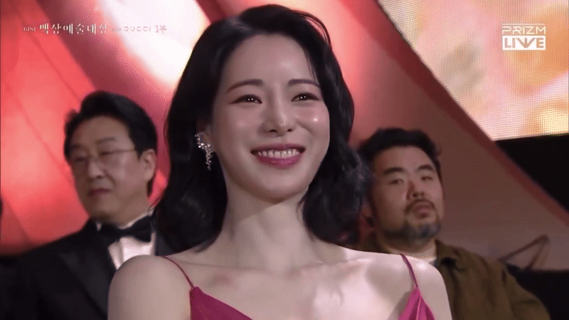 ezgif 1d2ab1760448dd