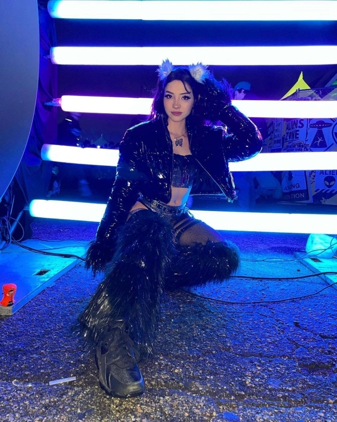 photo 4 1708966690134312816678