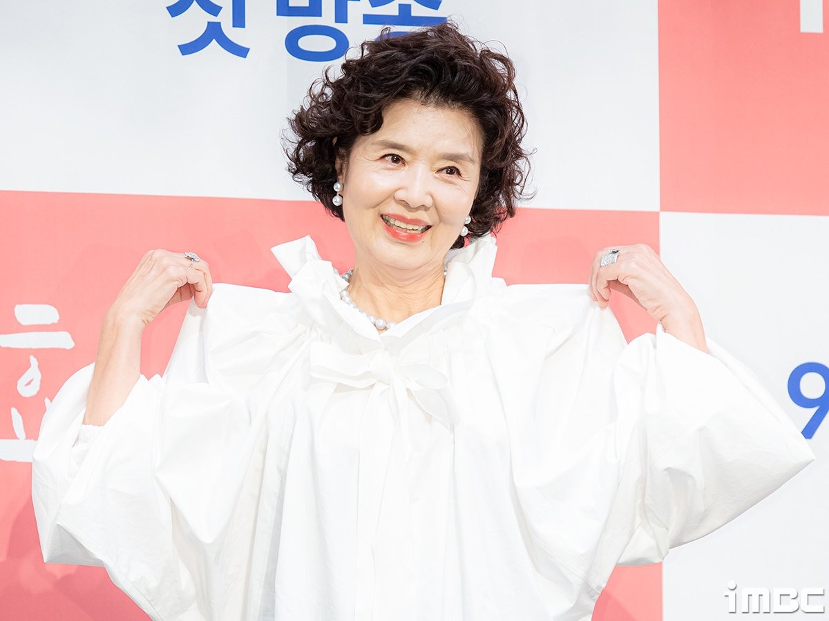 veteran actress criticizes young 1