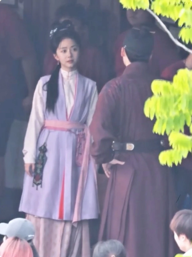 641 2 17470422439861796513773