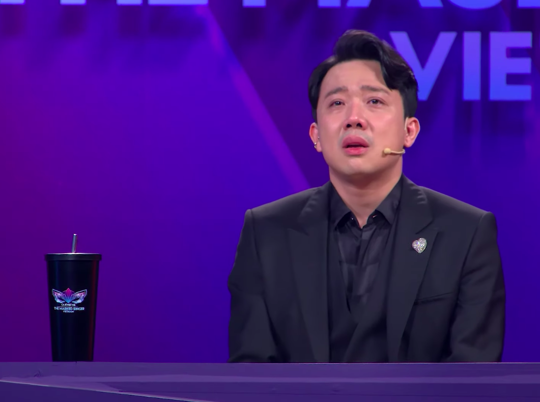 bi chi trich vi khoc qua 171662264073 17496232324741565942187 bi chi trich vi khoc qua 171662264073 17496232324741565942187