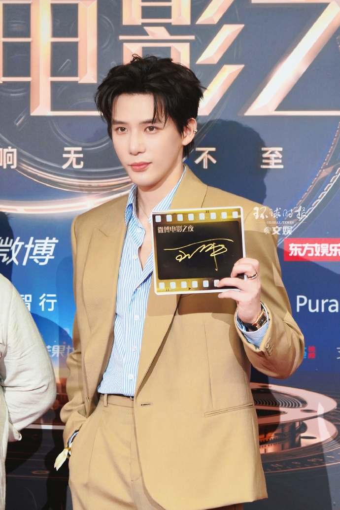 0087fbctgy1i2dr340wj9j320w31cnpf