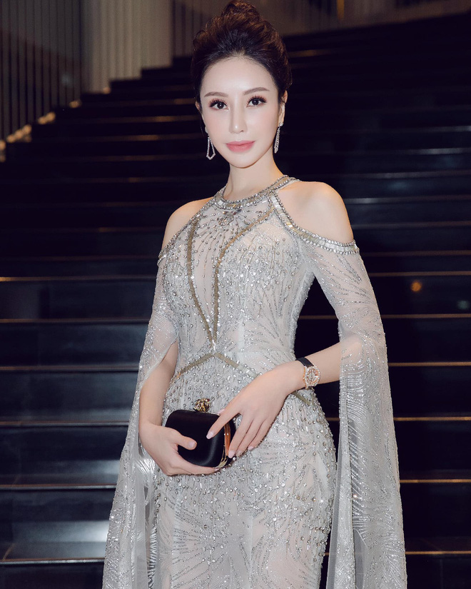 lam cuc 1626839081873512895734 17510149661861558036514