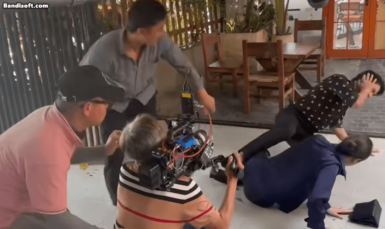 honeycam 2025 07 16 23 20 19