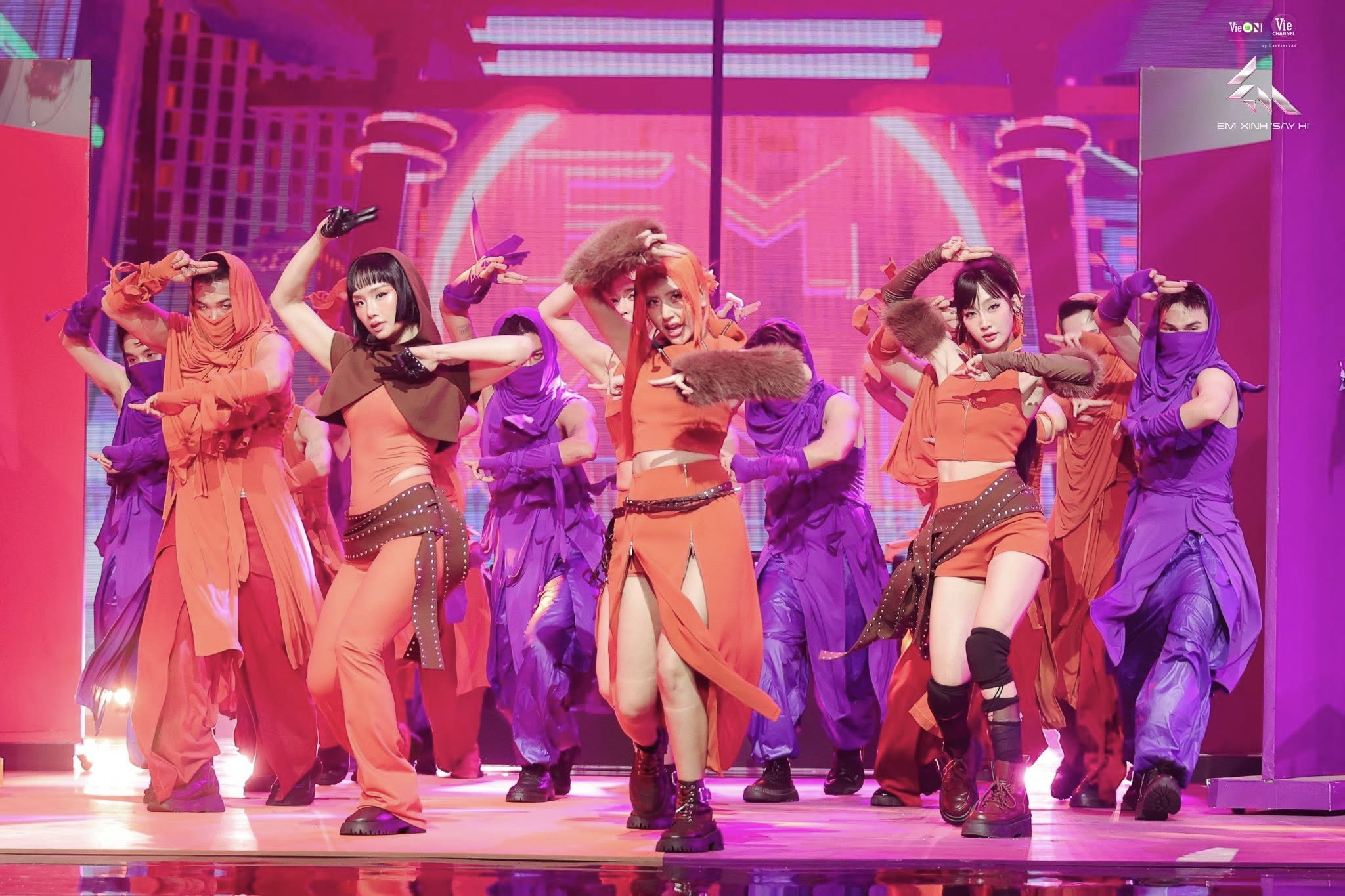 51807695913162156698642785111427039072252951n 1752920724438137611748