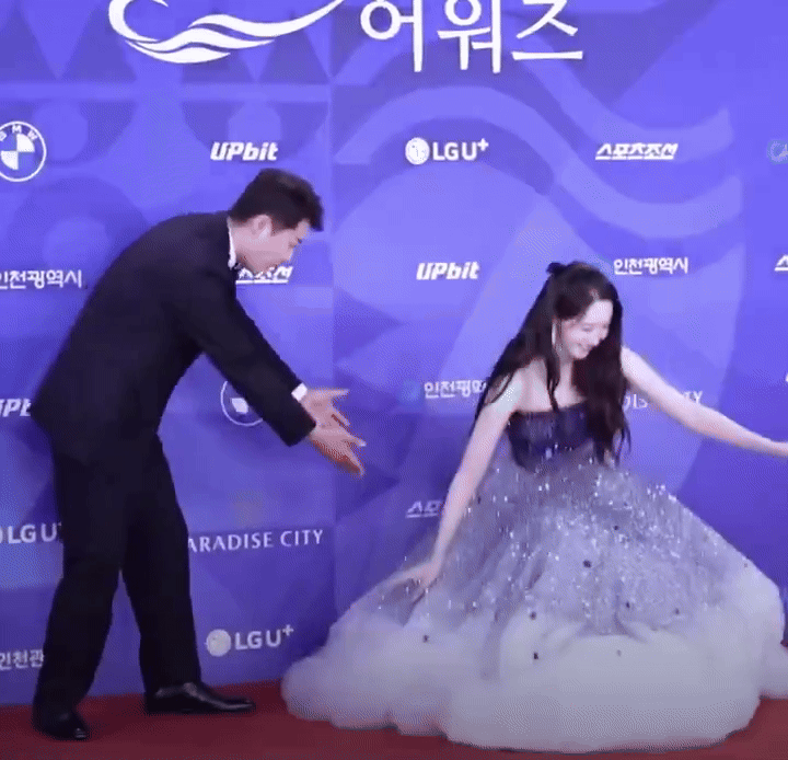 ezgif 6b4ba116cb6c1c