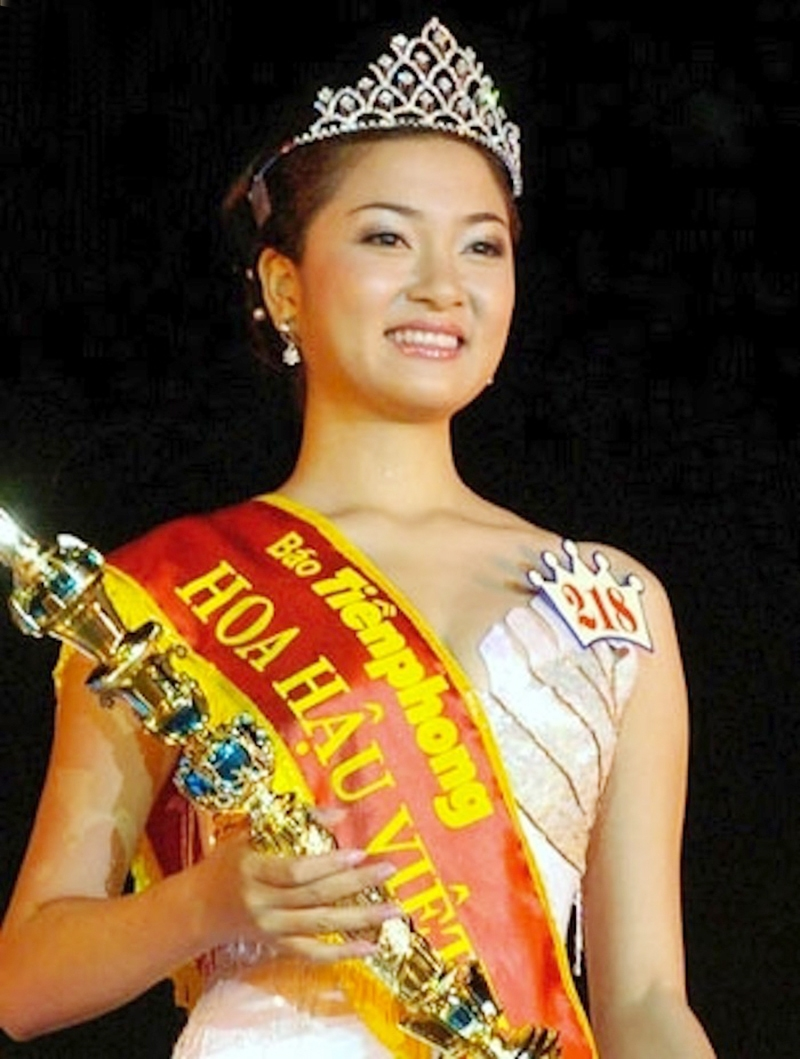 vuong mien hoa hau viet nam qua1
