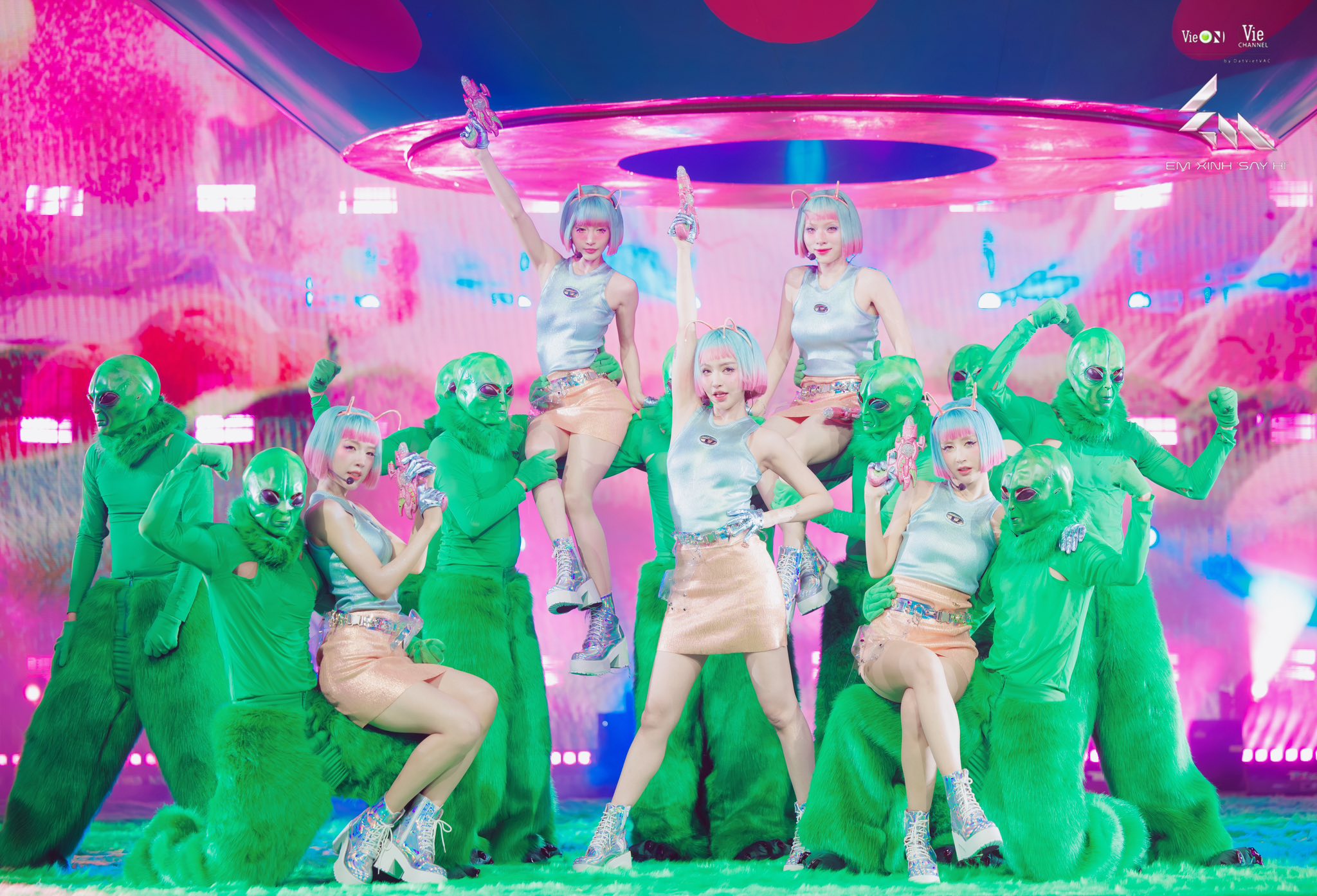 52818212813061870908630034973544378344805541n