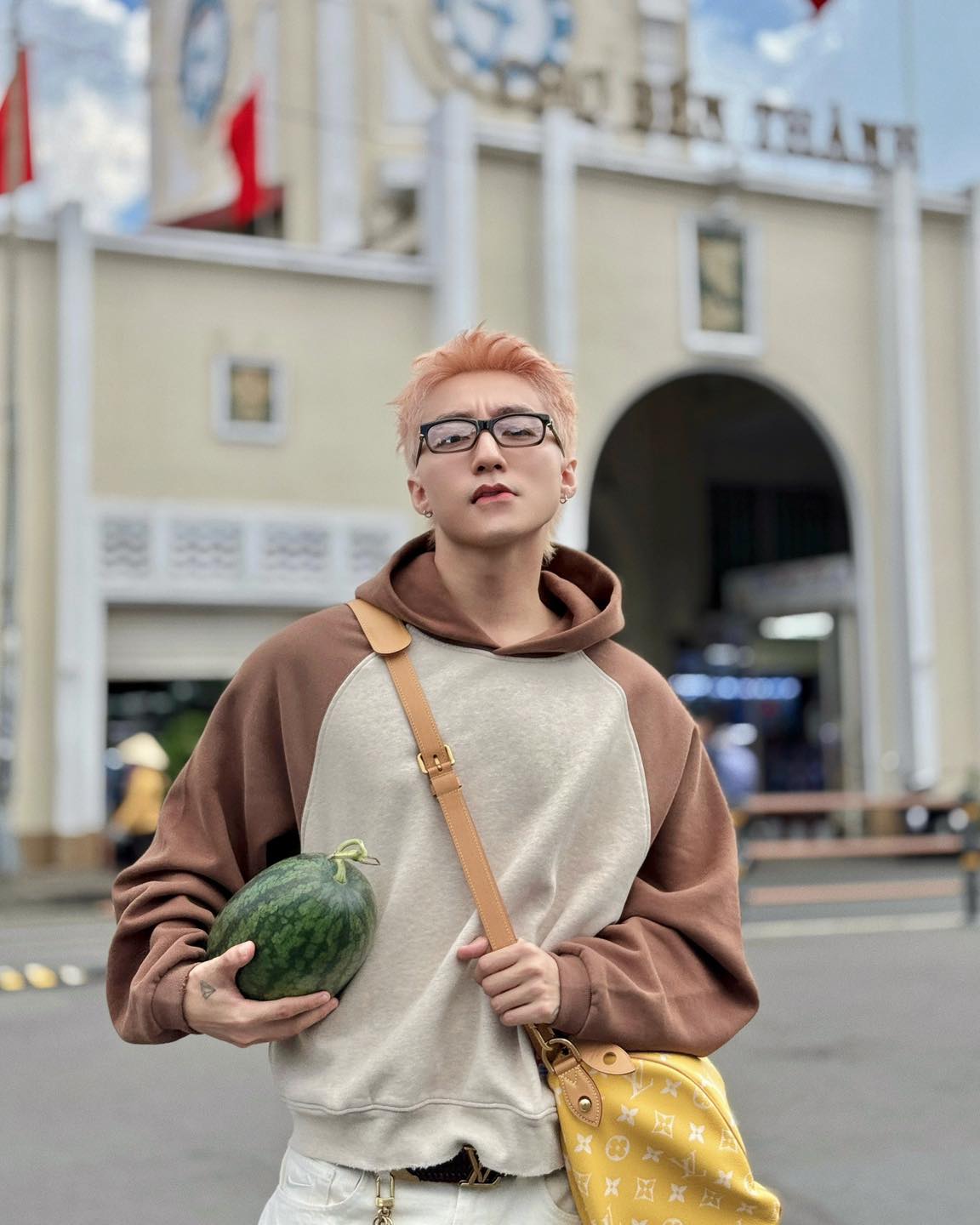 49489042212584513856372525802171394273552918n