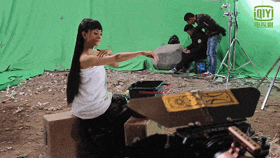 e929 gif572a853dde9167a2ba39599affc39929