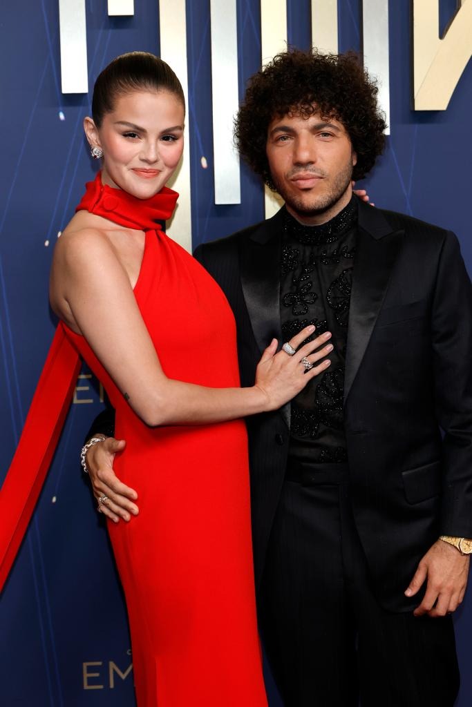 l r selena gomez benny 111420941 1