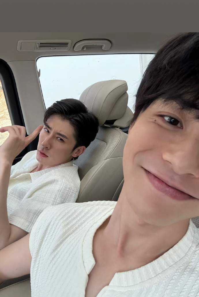 008g3ymxgy1i5l5bws5q5j30wr1d0k3i