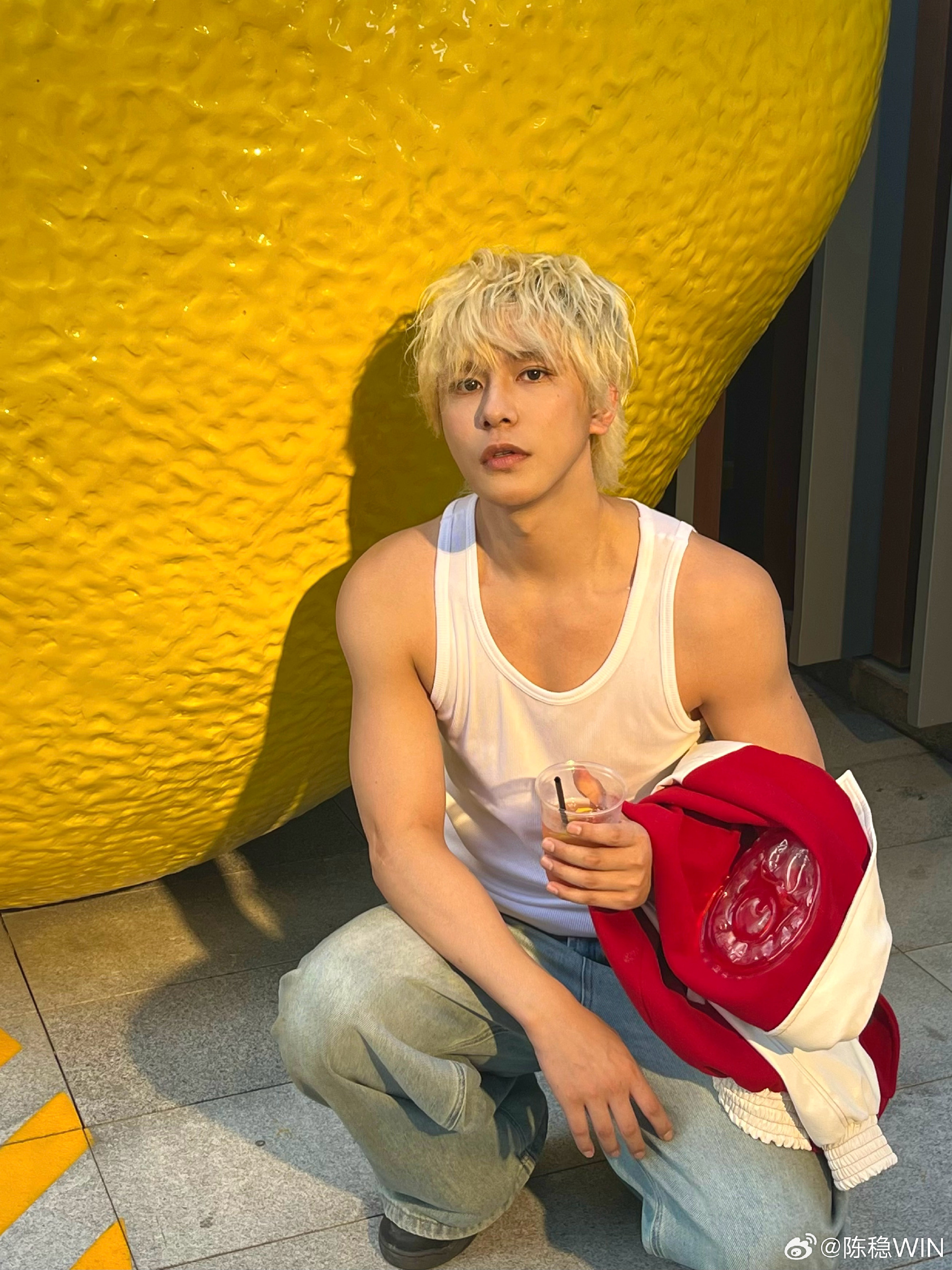 bc050416gy1htbwya61aoj220p2oxqv5