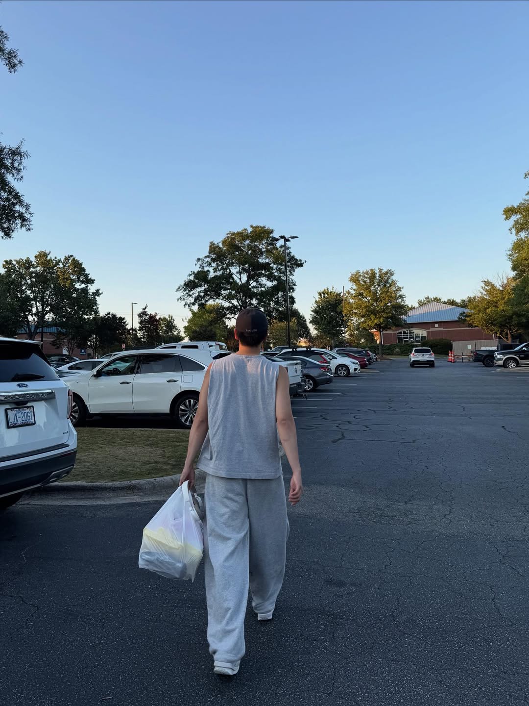 whoishoo24548007834178507876445503582587902440891871528n