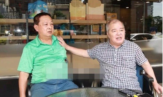 "Công chúa Cbiz" bị cha bóc phốt, nghi bỏ mặc mẹ sang Việt Nam làm mướn và bán bánh mì - Ảnh 3. "Công chúa Cbiz" bị cha bóc phốt, nghi bỏ mặc mẹ sang Việt Nam làm mướn và bán bánh mì - Ảnh 3.