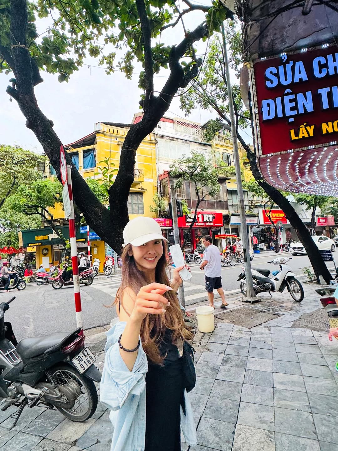 merry sending my love from vietnam hanoi 