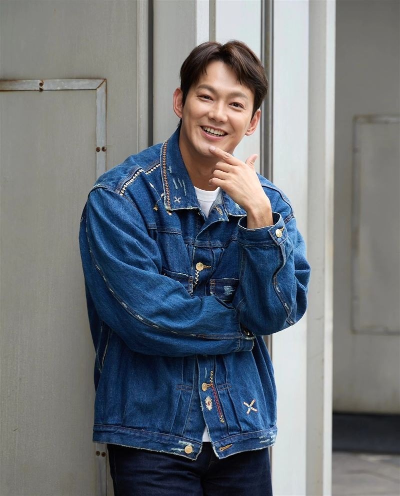 63c930b3795bb8e2aa44966bd60fbee7