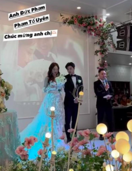 Nữ streamer nổi tiếng với phong cách "hư hỏng" đánh úp fan, bất ngờ tung ảnh lên xe hoa - Ảnh 2. Nữ streamer nổi tiếng với phong cách "hư hỏng" đánh úp fan, bất ngờ tung ảnh lên xe hoa - Ảnh 2.