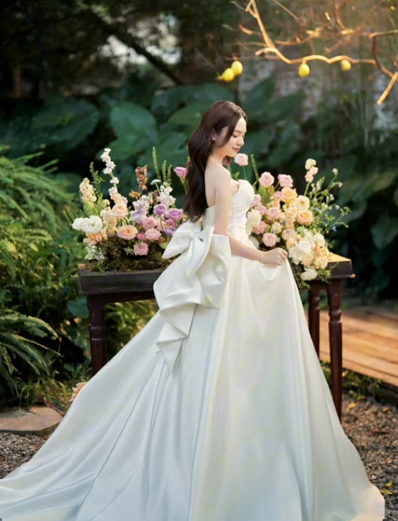 Đặng Thu Hà hé lộ sự thật về chuyện "cưới gấp", lỡ miệng khẳng định: Tình cảm chỉ là "lợi dụng" - Ảnh 7. Đặng Thu Hà hé lộ sự thật về chuyện "cưới gấp", lỡ miệng khẳng định: Tình cảm chỉ là "lợi dụng" - Ảnh 7.