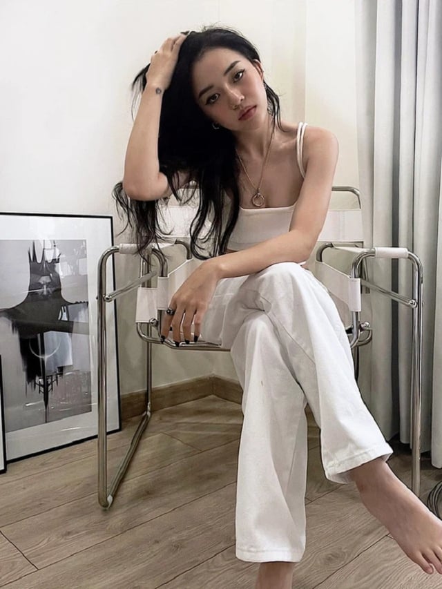 Nữ streamer sở hữu tài khoản chín số 0, hé lộ đầy ngỡ ngàng về chuyện tình yêu khi khốn khó - Ảnh 1. Nữ streamer sở hữu tài khoản chín số 0, hé lộ đầy ngỡ ngàng về chuyện tình yêu khi khốn khó - Ảnh 1.
