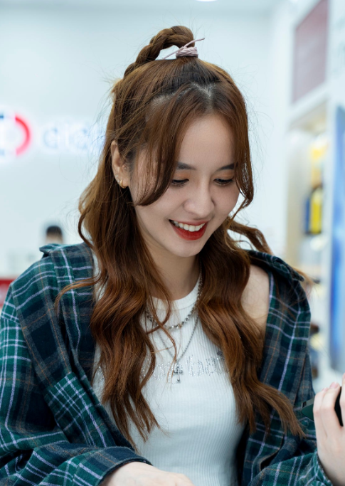 Tình cũ báo tin vui, Ngân Sát Thủ có động thái rồi! - Ảnh 2. Tình cũ báo tin vui, Ngân Sát Thủ có động thái rồi! - Ảnh 2.