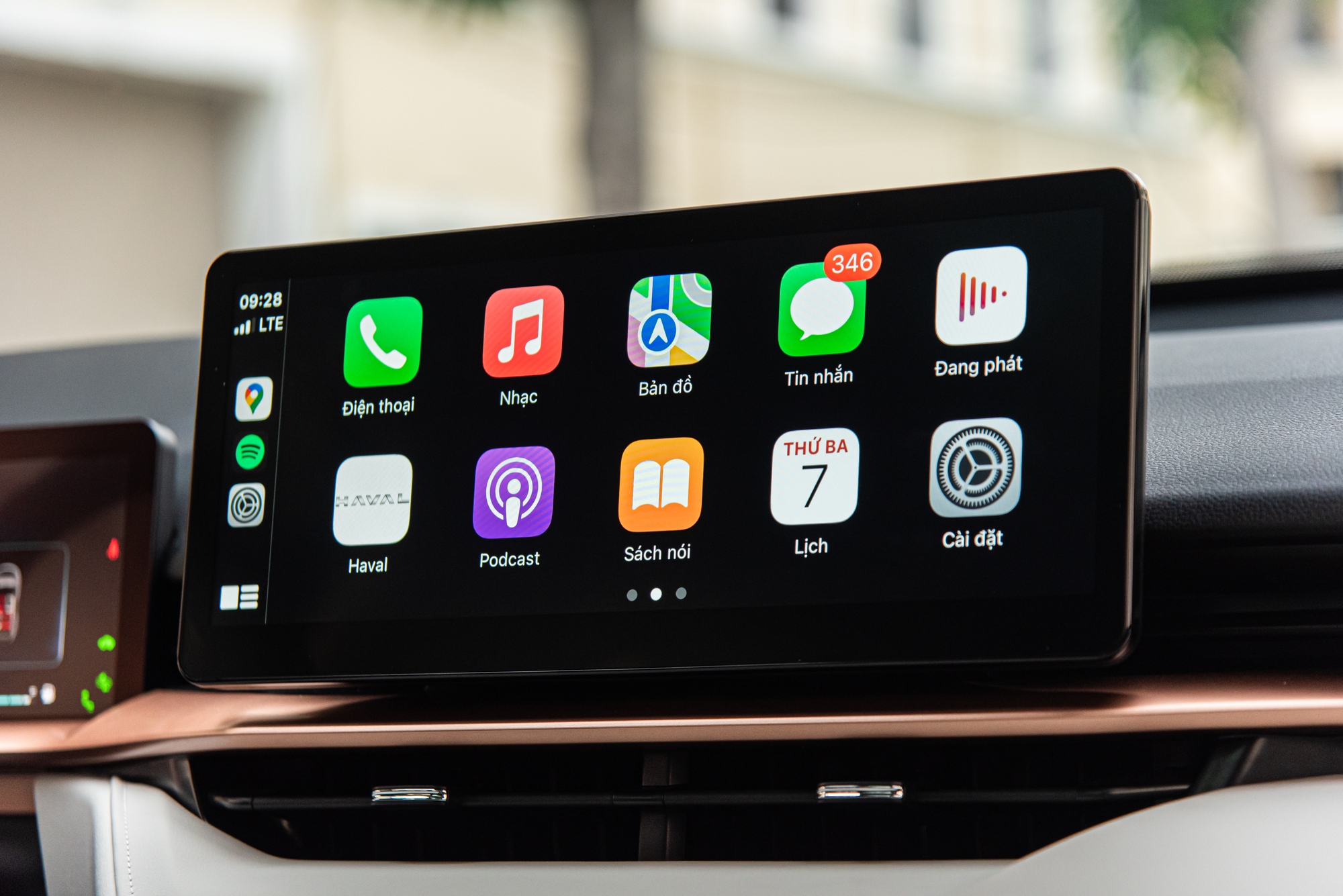 Đánh giá Haval H6 Hybrid: Chiếc xe 3 tốt nhưng cần thêm thời gian để thuyết phục người Việt - Ảnh 10. Đánh giá Haval H6 Hybrid: Chiếc xe 3 tốt nhưng cần thêm thời gian để thuyết phục người Việt - Ảnh 10.