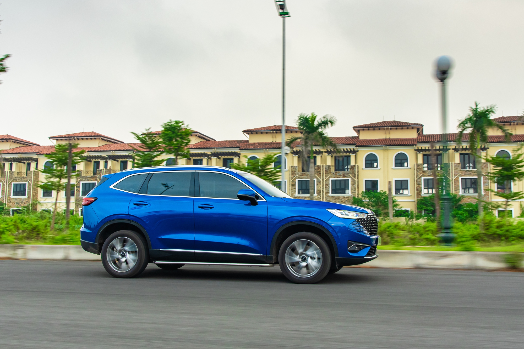 Đánh giá Haval H6 Hybrid: Chiếc xe 3 tốt nhưng cần thêm thời gian để thuyết phục người Việt - Ảnh 15. Đánh giá Haval H6 Hybrid: Chiếc xe 3 tốt nhưng cần thêm thời gian để thuyết phục người Việt - Ảnh 15.