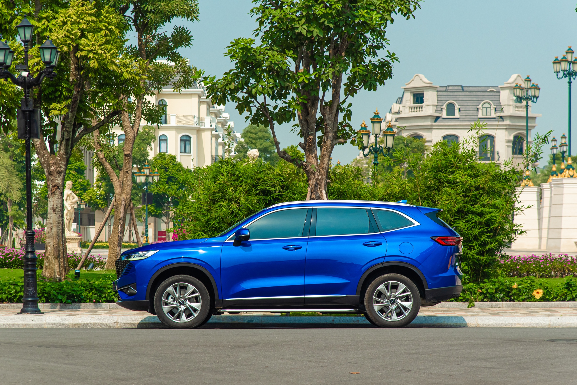 Đánh giá Haval H6 Hybrid: Chiếc xe 3 tốt nhưng cần thêm thời gian để thuyết phục người Việt - Ảnh 4. Đánh giá Haval H6 Hybrid: Chiếc xe 3 tốt nhưng cần thêm thời gian để thuyết phục người Việt - Ảnh 4.