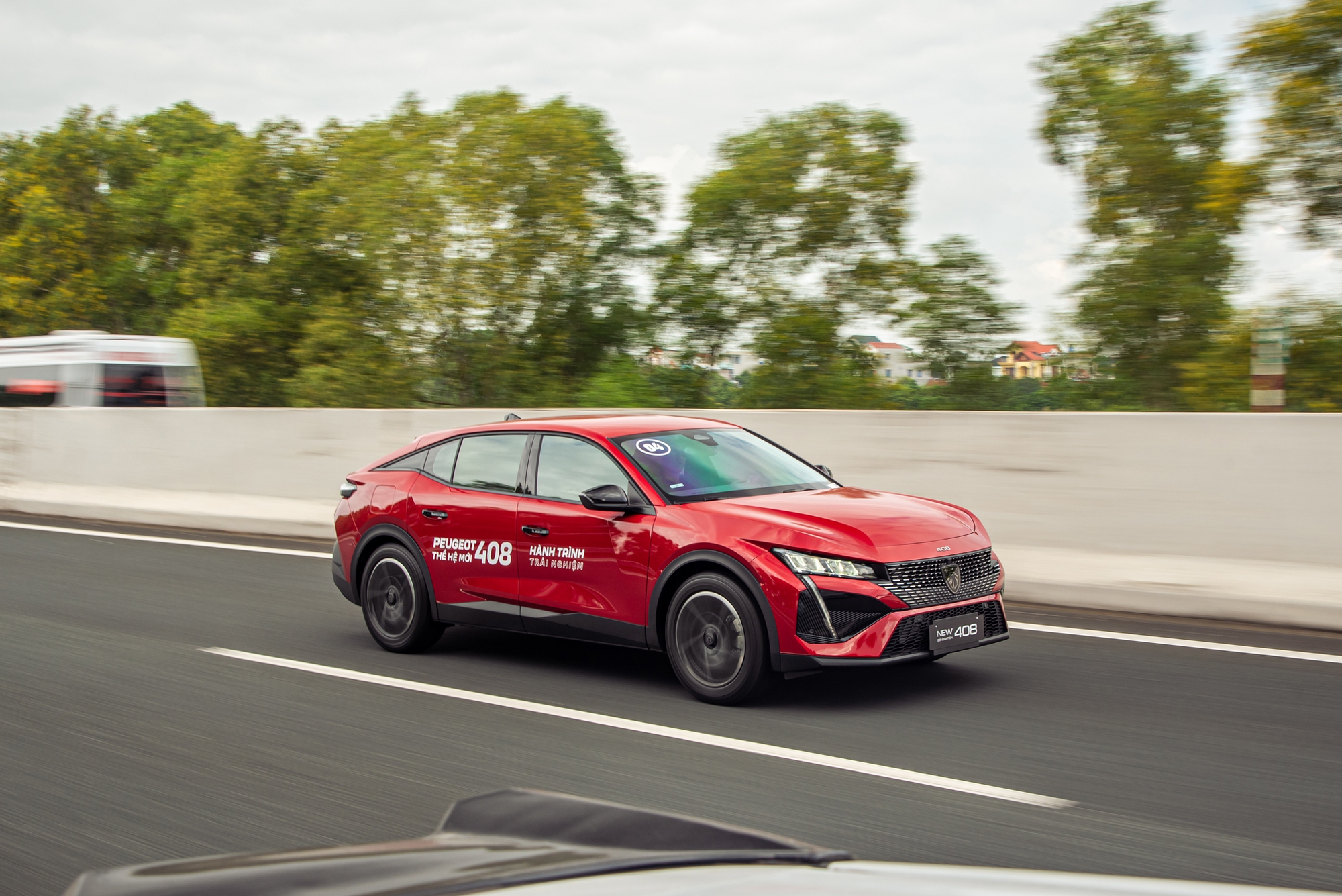 3 ngày trải nghiệm Peugeot 408: Lái hay, hợp gu người thích khác biệt - Ảnh 17. 3 ngày trải nghiệm Peugeot 408: Lái hay, hợp gu người thích khác biệt - Ảnh 17.