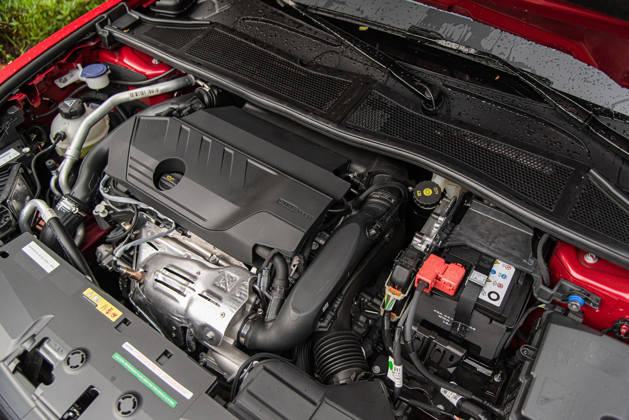 3 ngày trải nghiệm Peugeot 408: Lái hay, hợp gu người thích khác biệt - Ảnh 14. 3 ngày trải nghiệm Peugeot 408: Lái hay, hợp gu người thích khác biệt - Ảnh 14.