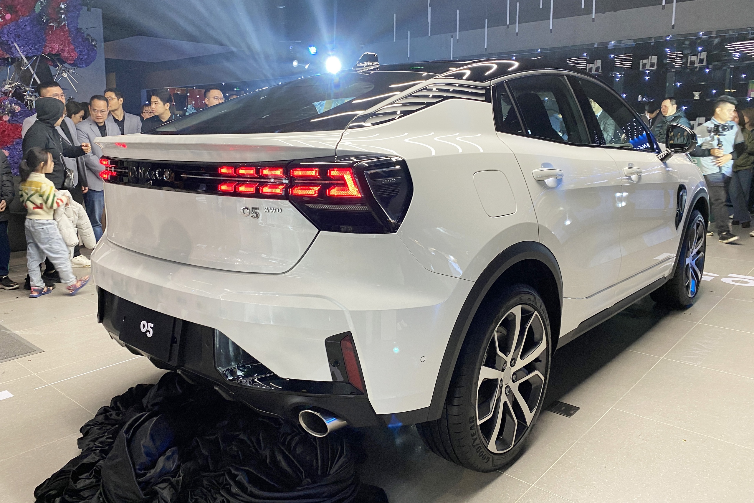 Ảnh thực tế Lynk & Co 05 - Ảnh 6. Ảnh thực tế Lynk & Co 05 - Ảnh 6.