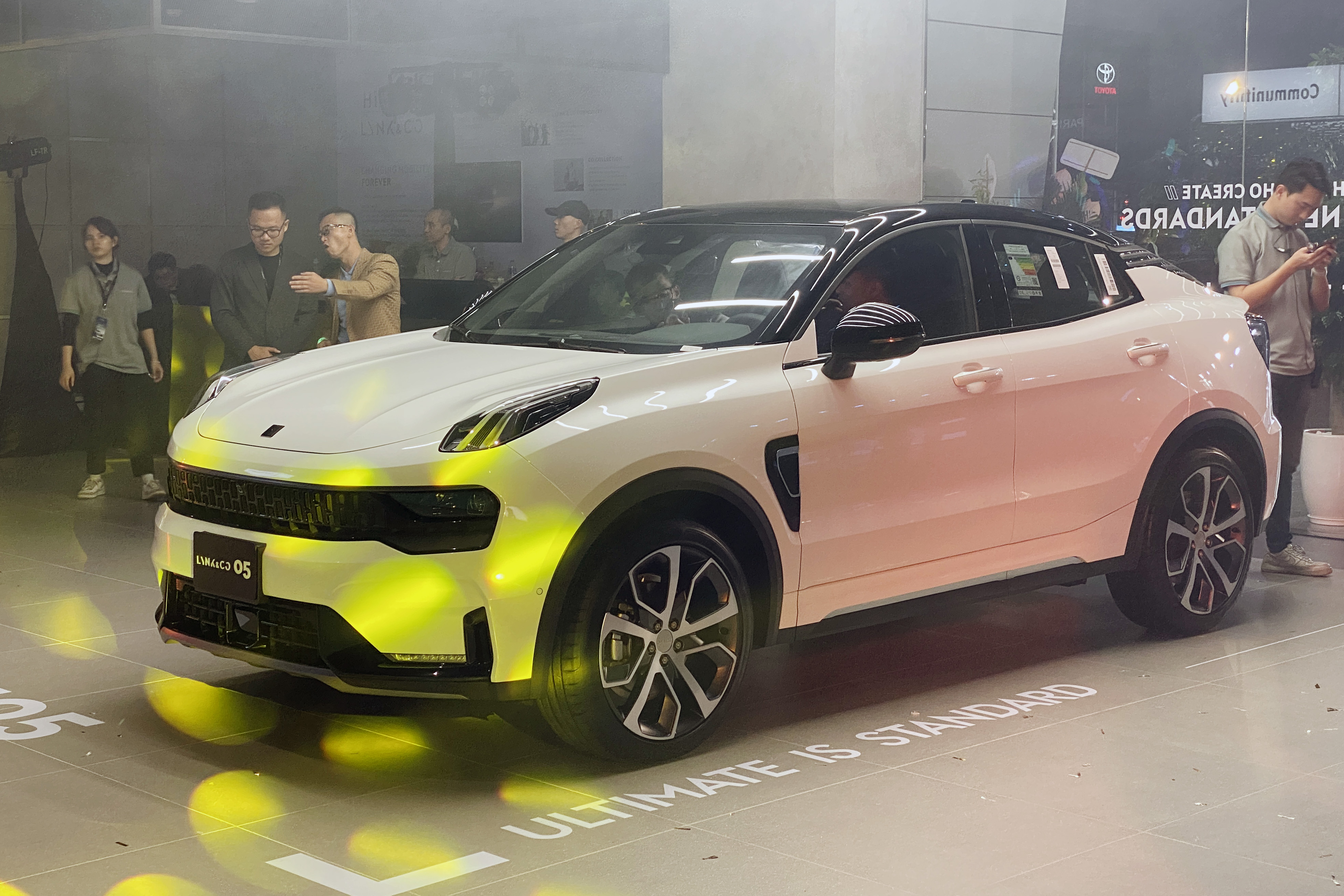 Ảnh thực tế Lynk & Co 05 - Ảnh 5. Ảnh thực tế Lynk & Co 05 - Ảnh 5.