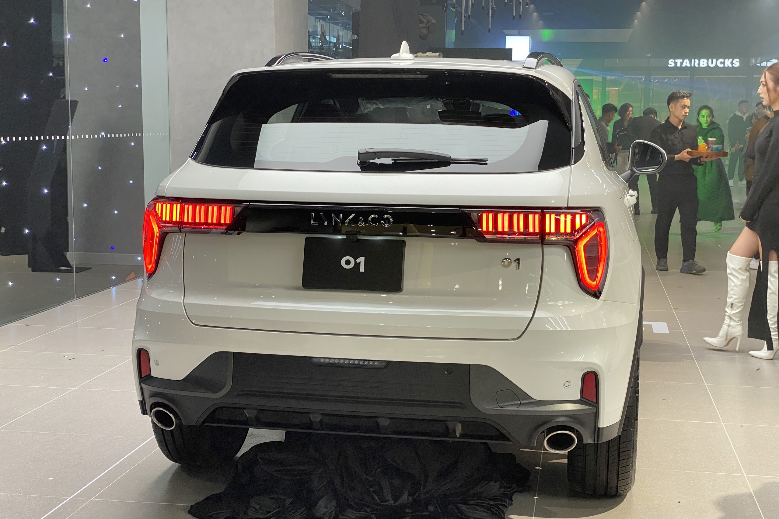 Ảnh thực tế Lynk & Co 01 - Ảnh 6. Ảnh thực tế Lynk & Co 01 - Ảnh 6.