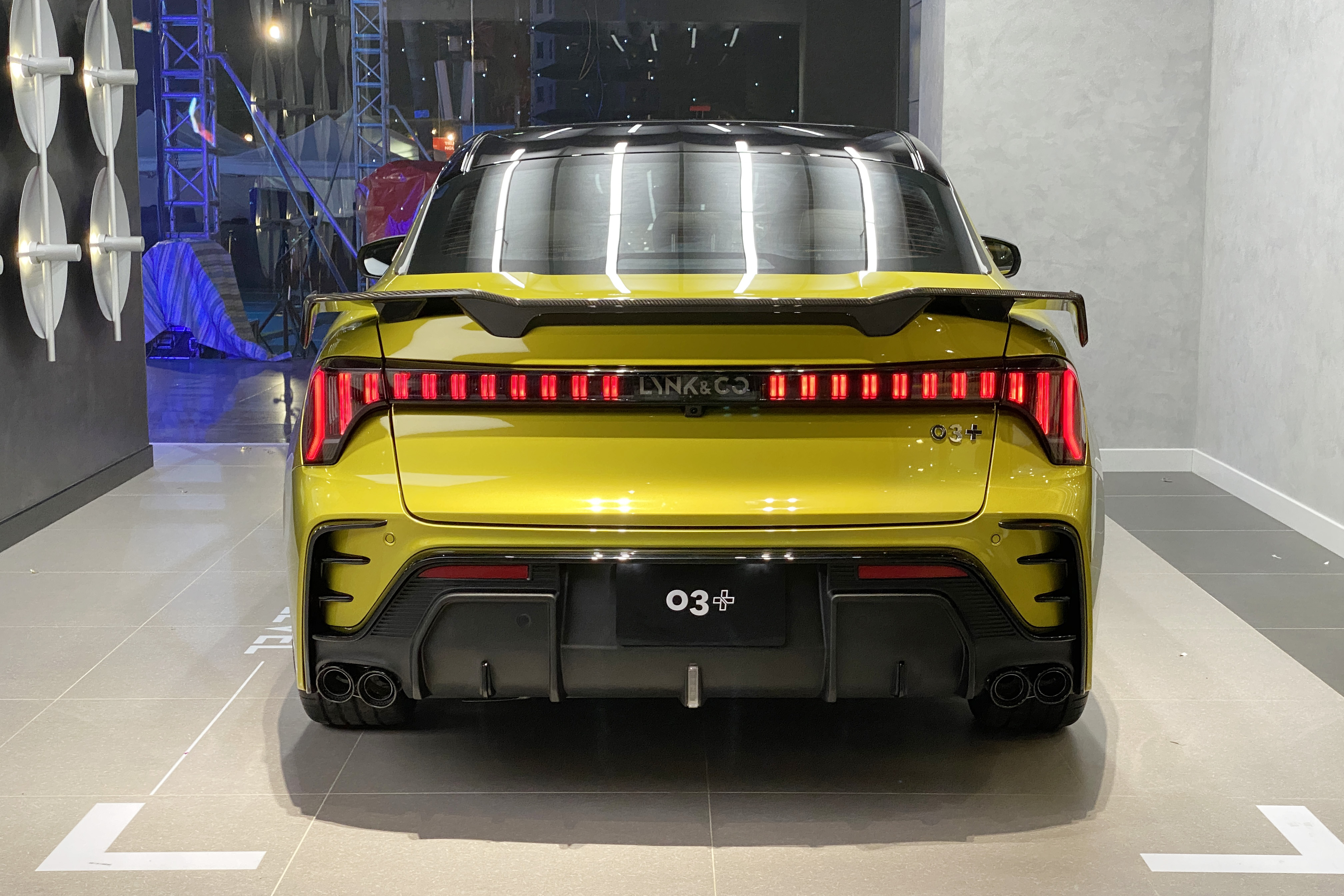 Ảnh thực tế Lynk & Co 03 - Ảnh 6. Ảnh thực tế Lynk & Co 03 - Ảnh 6.
