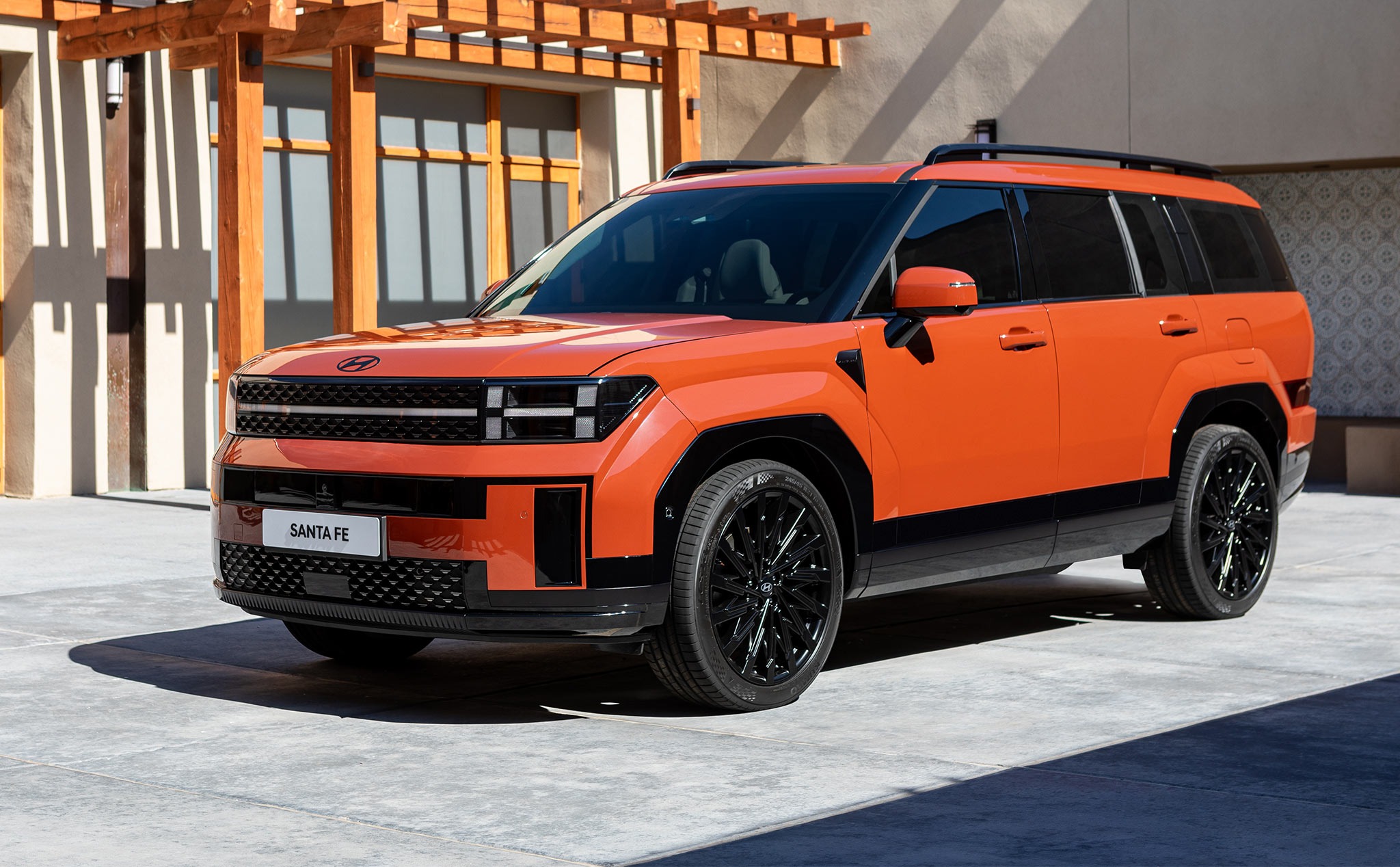 Loạt xe Hàn có thể về Việt Nam trong năm nay: Đều là bom tấn, Santa Fe, Accent và Carnival dễ tạo cơn sốt - Ảnh 3. Loạt xe Hàn có thể về Việt Nam trong năm nay: Đều là bom tấn, Santa Fe, Accent và Carnival dễ tạo cơn sốt - Ảnh 3.