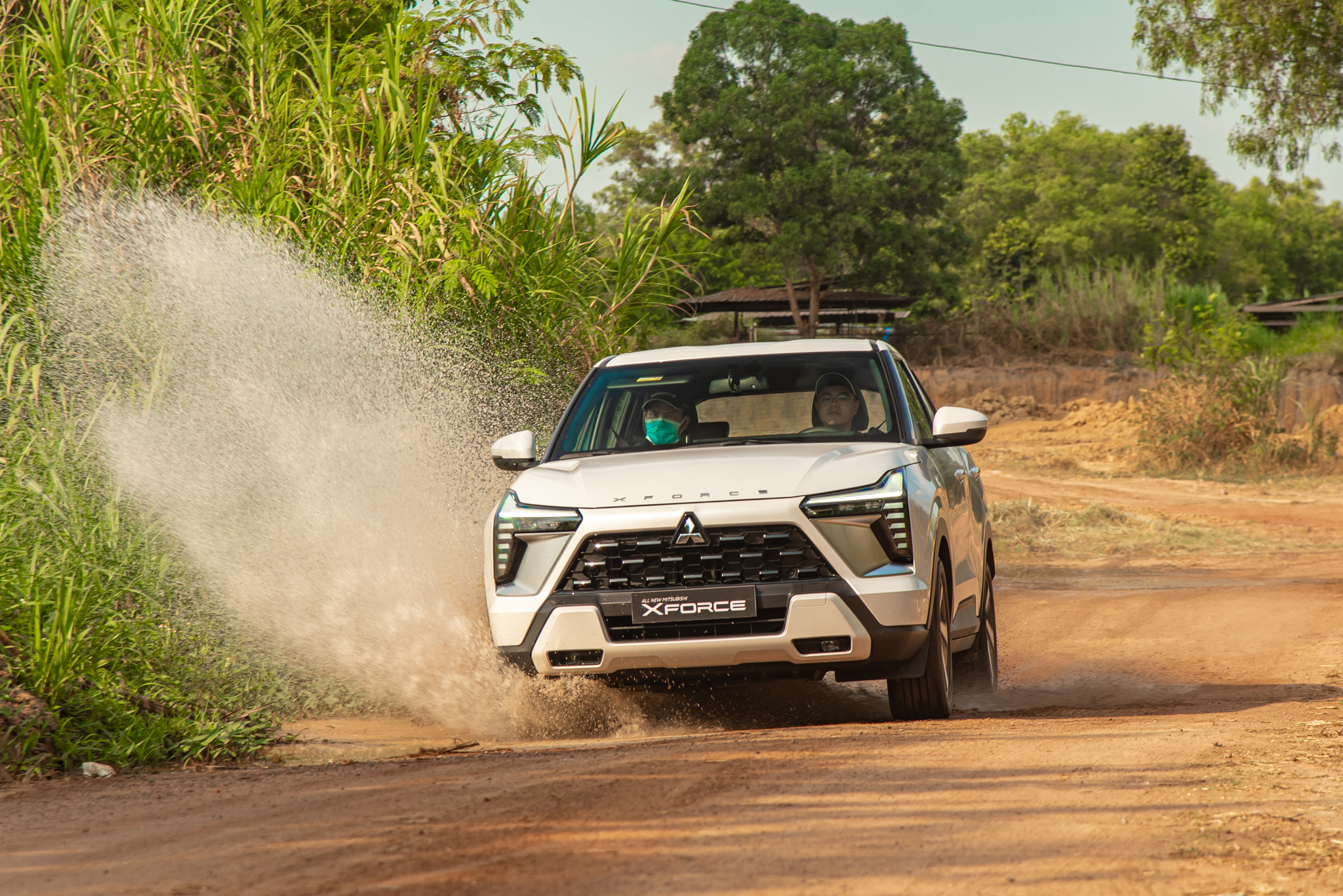 Tôi lái thử Mitsubishi Xforce qua 6 bài test: ‘Vừa miếng’ với cả người mua xe lần đầu - Ảnh 18.