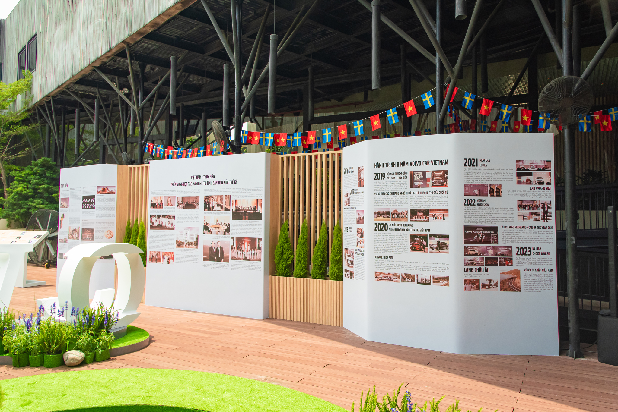 Tôi dừng lại, đi triển lãm đầu tiên của Volvo tại Việt Nam: Vừa đủ của người thành công hóa ra là vậy - Ảnh 11. Tôi dừng lại, đi triển lãm đầu tiên của Volvo tại Việt Nam: Vừa đủ của người thành công hóa ra là vậy - Ảnh 11.