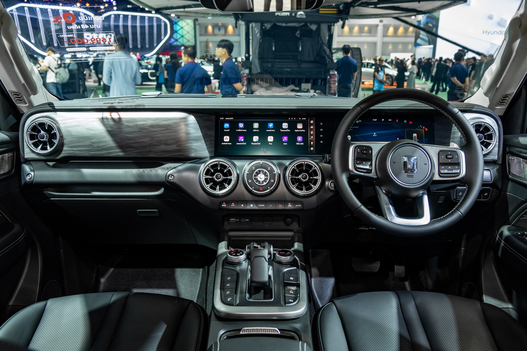 Đây là lý do vì sao GWM Tank 300 có giá dự kiến hơn 1 tỷ tại Việt Nam: Nhiều trang bị off-road như Land Rover, máy hybrid 2.0L, hộp số 9 cấp - Ảnh 7. Đây là lý do vì sao GWM Tank 300 có giá dự kiến hơn 1 tỷ tại Việt Nam: Nhiều trang bị off-road như Land Rover, máy hybrid 2.0L, hộp số 9 cấp - Ảnh 7.