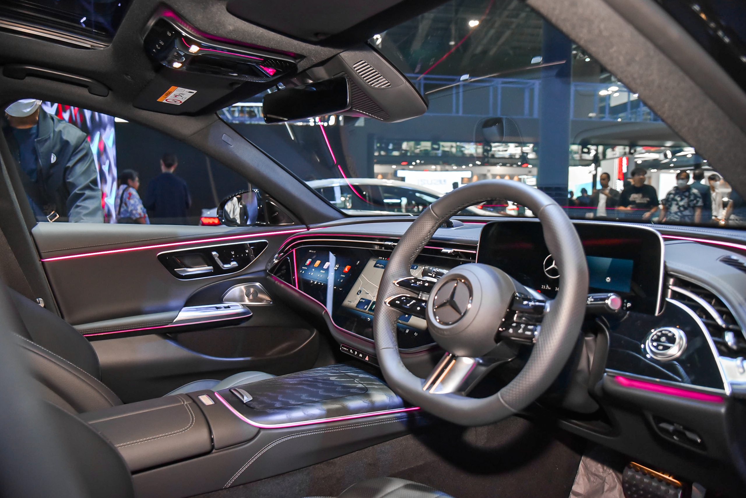 Xem trước Mercedes-Benz E-Class 2024 sẽ về Việt Nam: Trang bị xịn hơn cả S-Class, có thể chạy thuần điện - Ảnh 9.
