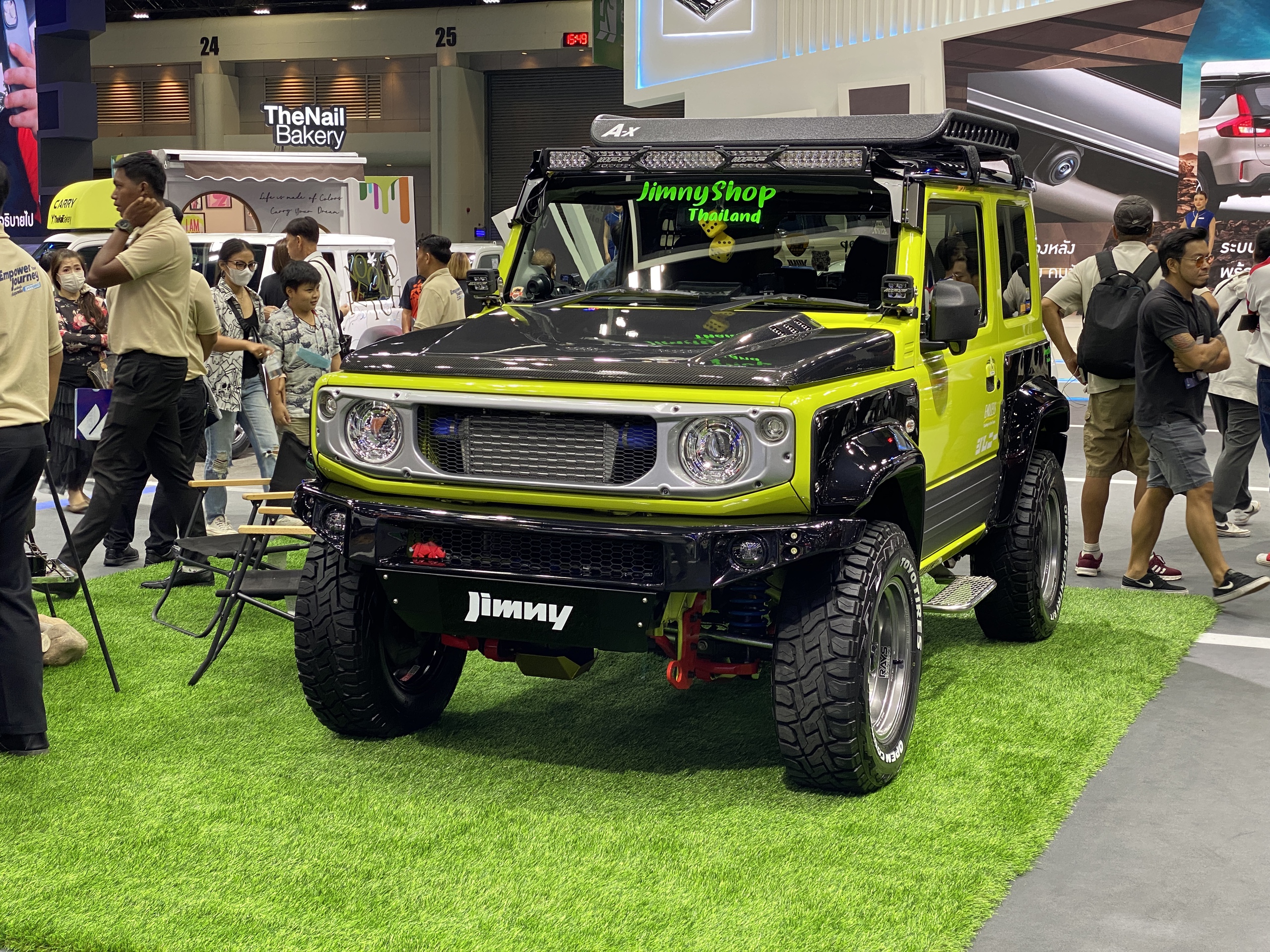 Các bản độ Suzuki Jimny này có thể khiến khách Việt quên ngay phong cách G 63: Nhiều đồ chơi cho dân mê off-road, phượt - Ảnh 2. Các bản độ Suzuki Jimny này có thể khiến khách Việt quên ngay phong cách G 63: Nhiều đồ chơi cho dân mê off-road, phượt - Ảnh 2.