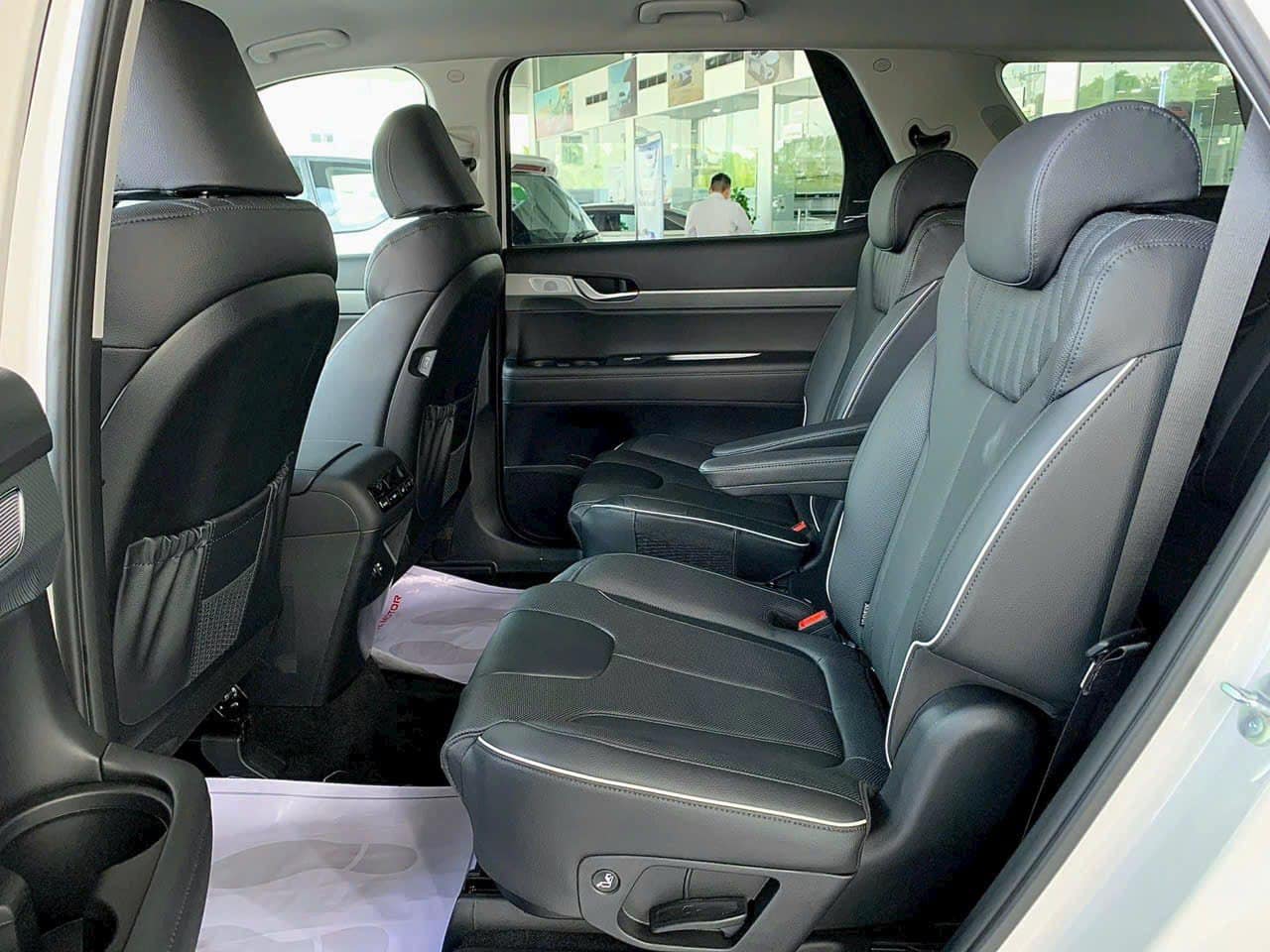 Hyundai Palisade xả hàng giảm giá gần 90 triệu tại đại lý: Bản base còn dưới 1,4 tỷ, tiệm cận Santa Fe, làm khó Explorer- Ảnh 8.