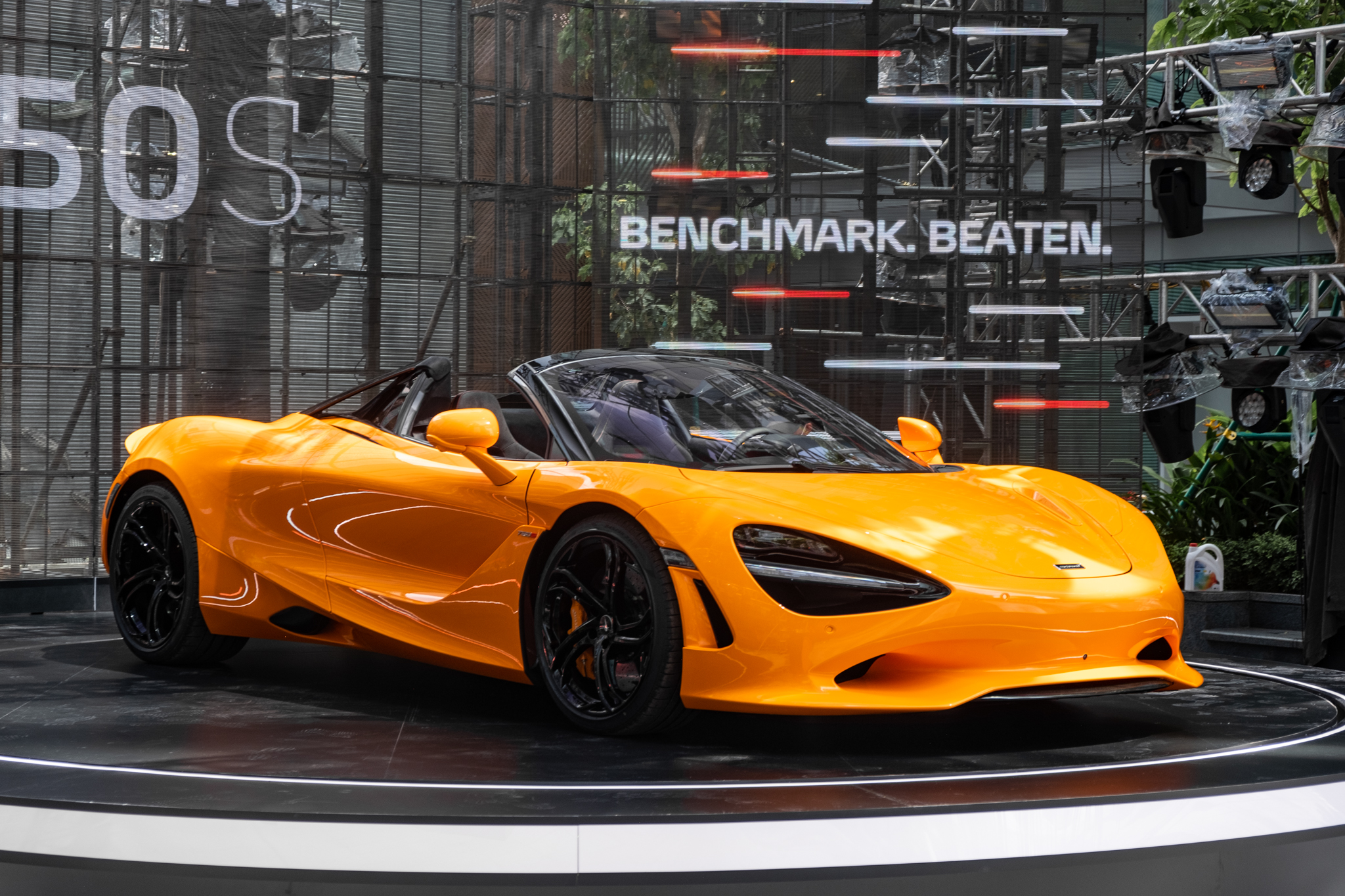 McLaren 750S ra mắt Việt Nam: Nhẹ nhất, mạnh nhất lịch sử thương hiệu Anh, có trang bị mới lần đầu xuất hiện, giá từ 20 tỷ - Ảnh 11.