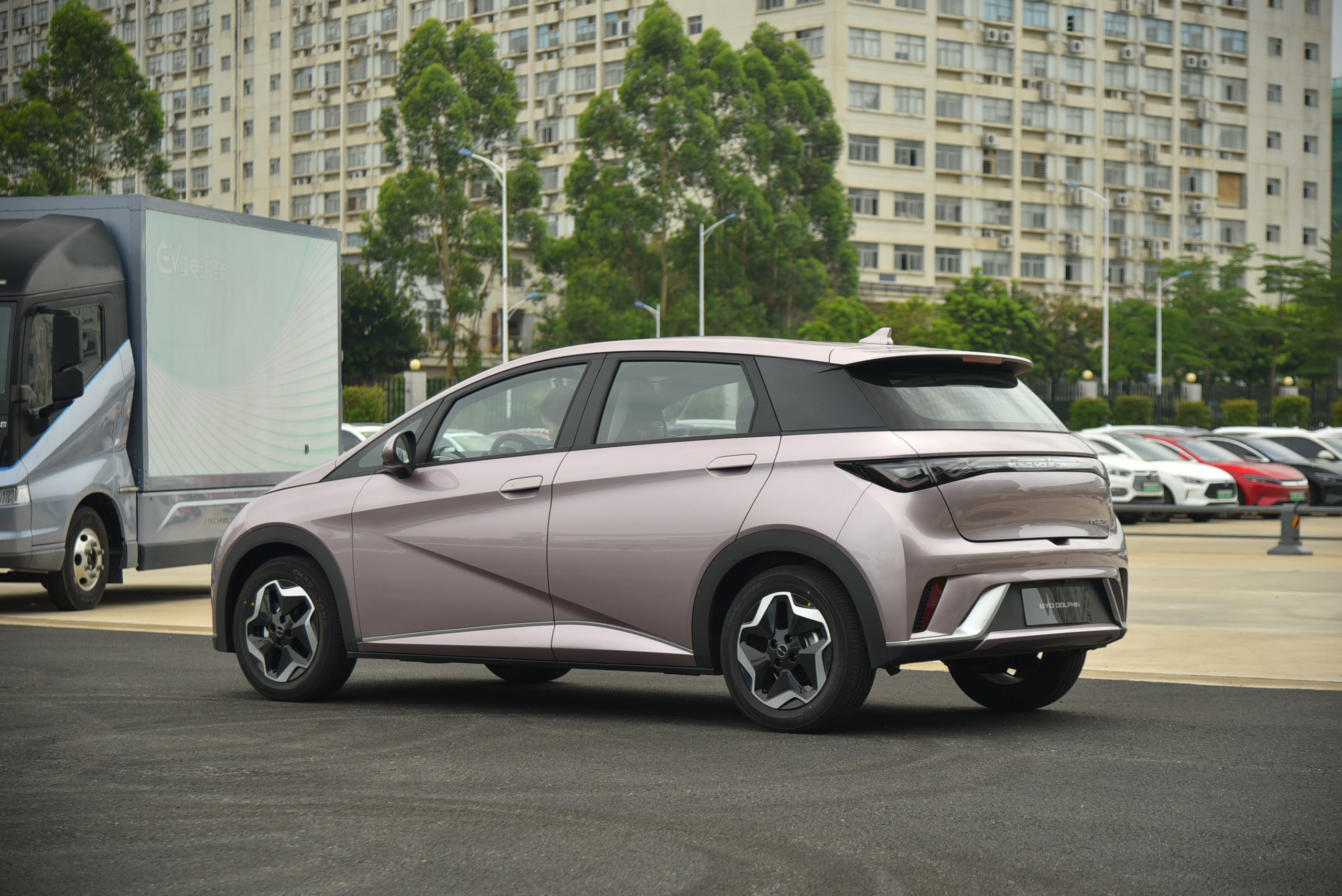 Sang tận nhà máy bên Trung Quốc để soi BYD Dolphin sắp về Việt Nam: Nhiều đồ chơi vượt tầm phân khúc - Ảnh 9.