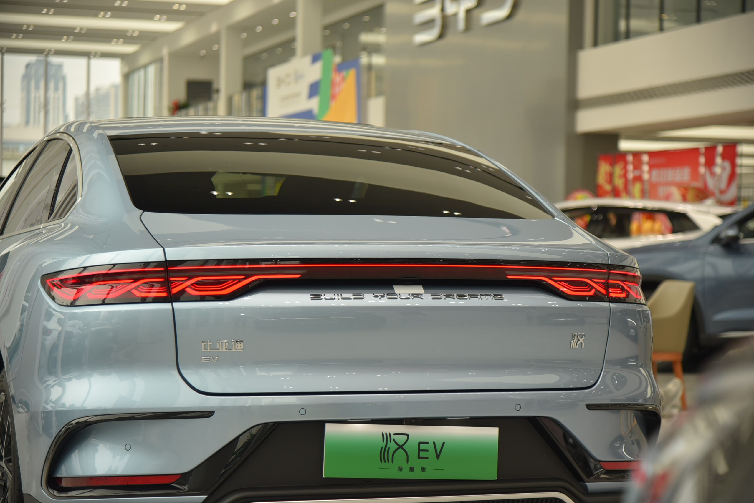 Soi cận cảnh BYD Han EV sắp về Việt Nam: Chạy từ Hà Nội đến Quảng Trị trong 1 lần sạc - Ảnh 5. Soi cận cảnh BYD Han EV sắp về Việt Nam: Chạy từ Hà Nội đến Quảng Trị trong 1 lần sạc - Ảnh 5.