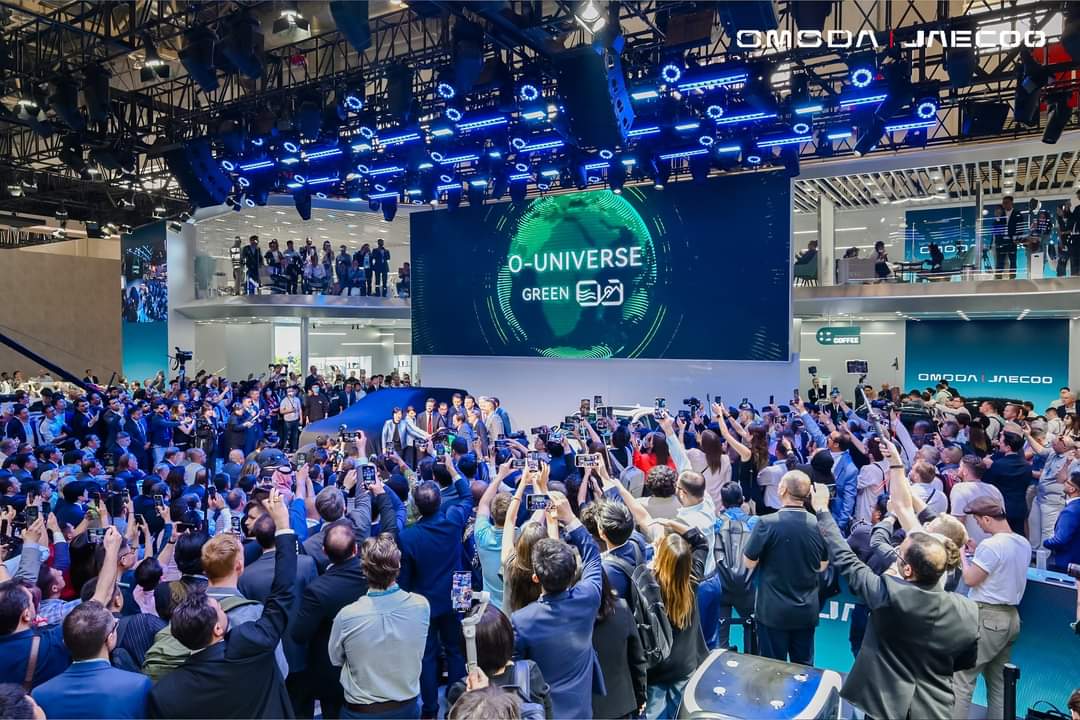 14 đại gia ngành xe Việt Nam ký mở đại lý Omoda, Jaecoo: Bán xe từ quý III, có showroom cùng nhà với Jeep, chấp nhận không lãi năm đầu- Ảnh 6. 14 đại gia ngành xe Việt Nam ký mở đại lý Omoda, Jaecoo: Bán xe từ quý III, có showroom cùng nhà với Jeep, chấp nhận không lãi năm đầu- Ảnh 6.