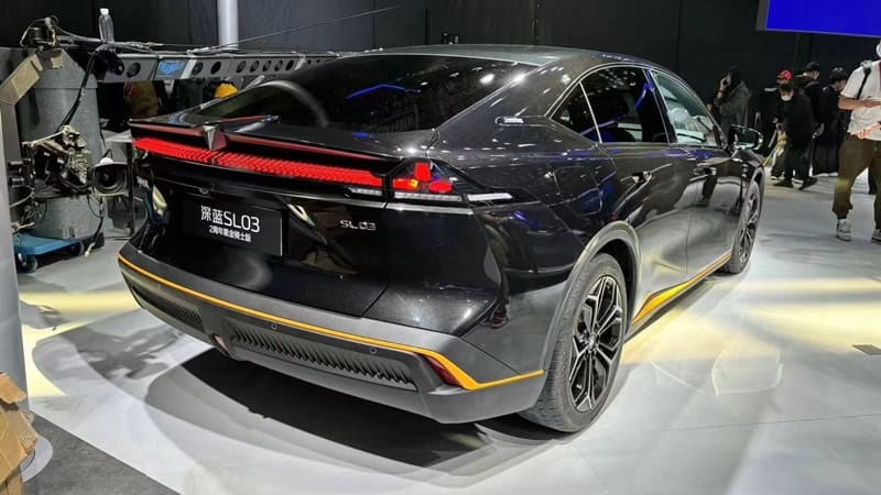 Mazda6 có thể tham khảo ngay phiên bản này: Thiết kế phá cách, nội thất không còn nhàm chán- Ảnh 4. Mazda6 có thể tham khảo ngay phiên bản này: Thiết kế phá cách, nội thất không còn nhàm chán- Ảnh 4.