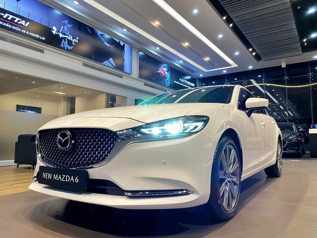 Mazda6 không bỏ bản 2.5L cao cấp nhất tại Việt Nam, tin đồn khai tử do... website lỗi hiển thị- Ảnh 4. Mazda6 không bỏ bản 2.5L cao cấp nhất tại Việt Nam, tin đồn khai tử do... website lỗi hiển thị- Ảnh 4.