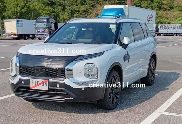 Mitsubishi Outlander 2025 tiếp tục lộ ảnh: Nhiều nâng cấp, động cơ hybrid mạnh hơn bản đang bán ở Việt Nam, màn hình to hơn mượn từ Nissan X-Trail- Ảnh 3. Mitsubishi Outlander 2025 tiếp tục lộ ảnh: Nhiều nâng cấp, động cơ hybrid mạnh hơn bản đang bán ở Việt Nam, màn hình to hơn mượn từ Nissan X-Trail- Ảnh 3.