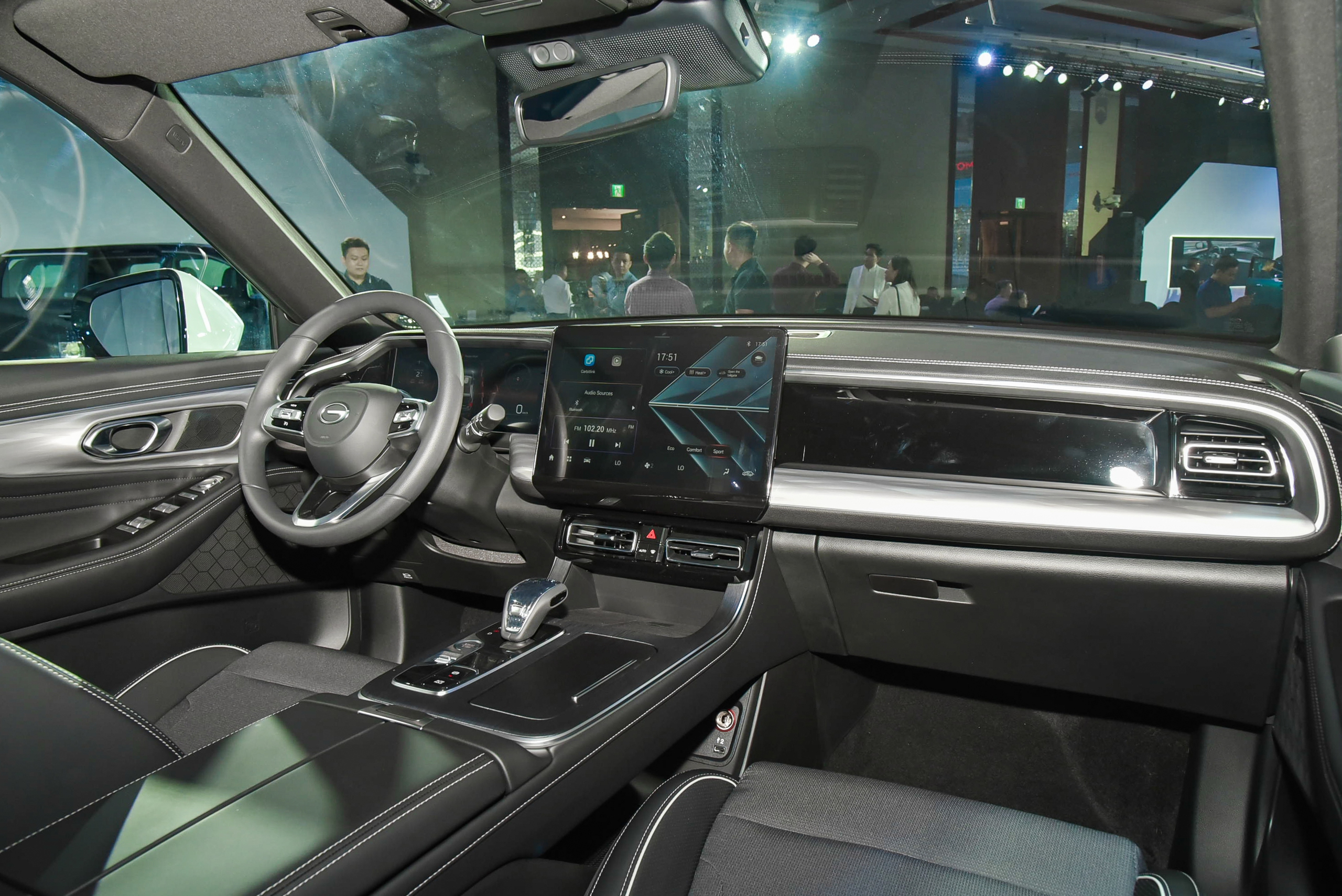 Xem thực tế GAC GS8 bản ‘base’ giá 1,269 tỷ tại Việt Nam: Đánh đổi 100 triệu lấy ghế nỉ, vô-lăng nhựa, thiếu ADAS- Ảnh 8. Xem thực tế GAC GS8 bản ‘base’ giá 1,269 tỷ tại Việt Nam: Đánh đổi 100 triệu lấy ghế nỉ, vô-lăng nhựa, thiếu ADAS- Ảnh 8.